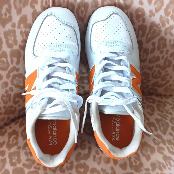 NEW BALANCE SNEAKERS